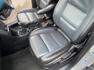 /photos/11933/9e963154-f1b6-ff77-b5d7-79e621d9cf07_i320x240.jpg